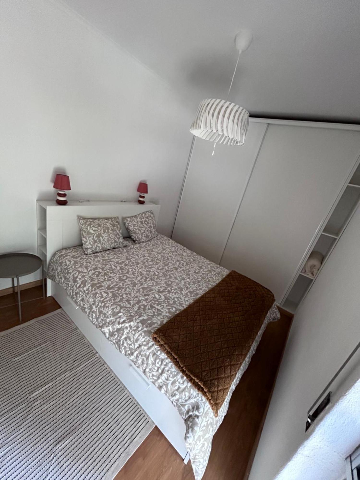 Apartamento Acolhedor Em Queluz Exterior photo
